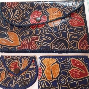 Small handheld purse with wallet and coin purse